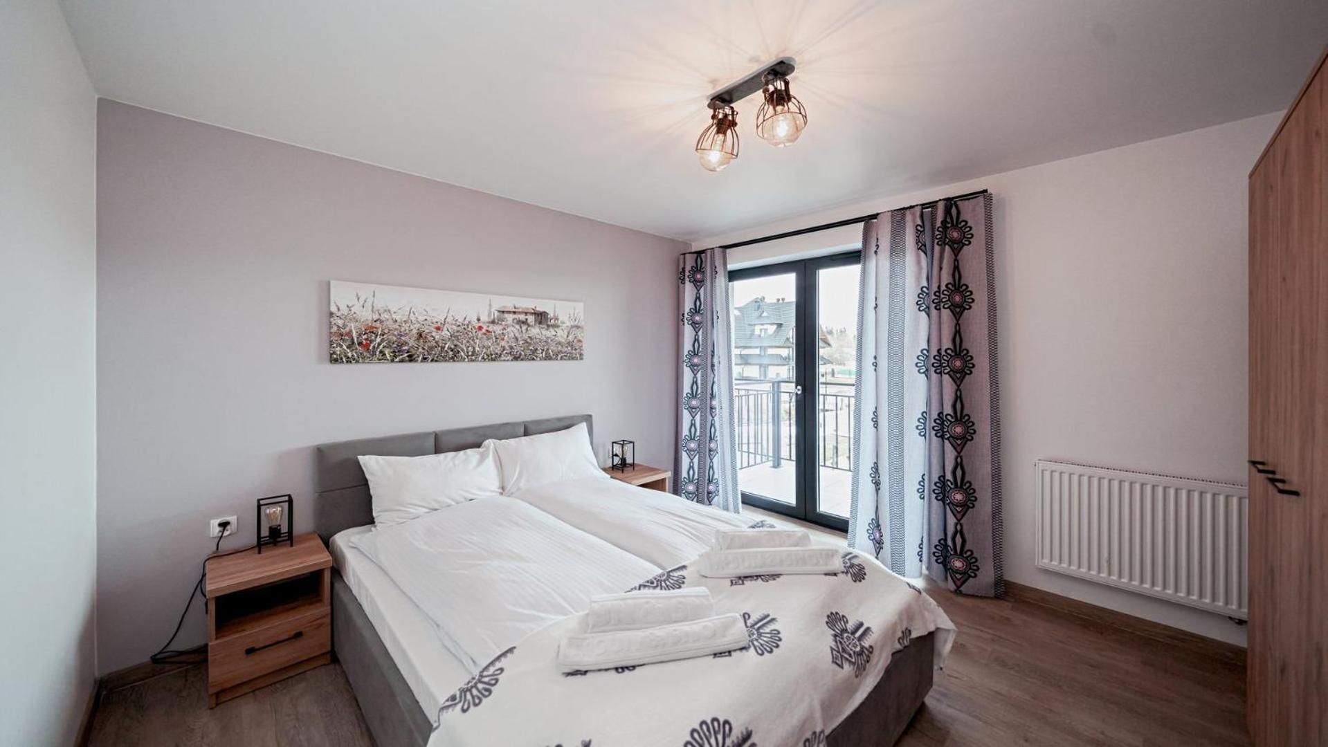 H4 Apartment *